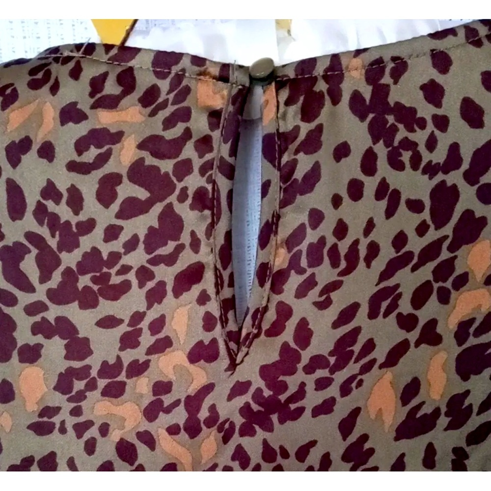 THML Top M Cute Olive Green & Brown Satin Leopard Print Rolled Hem Shirt Blouse - Picture 5 of 8